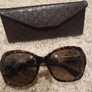 Gucci women sunglasses(Authentic)
